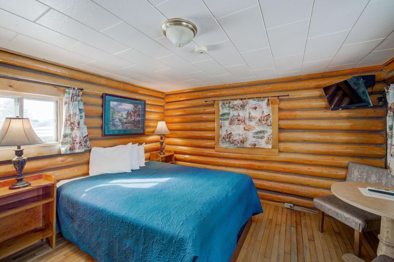 Sportsman'S Lodge Ennis 外观 照片
