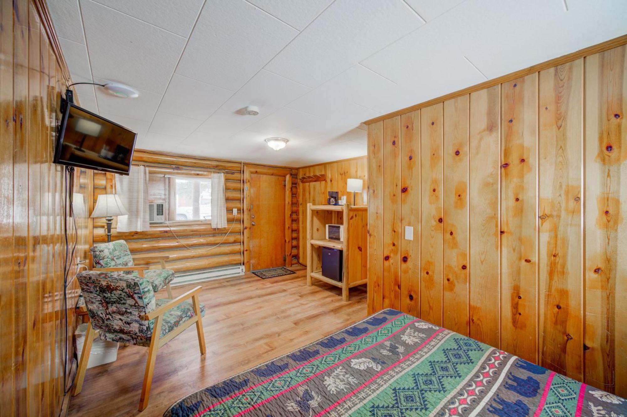 Sportsman'S Lodge Ennis 外观 照片