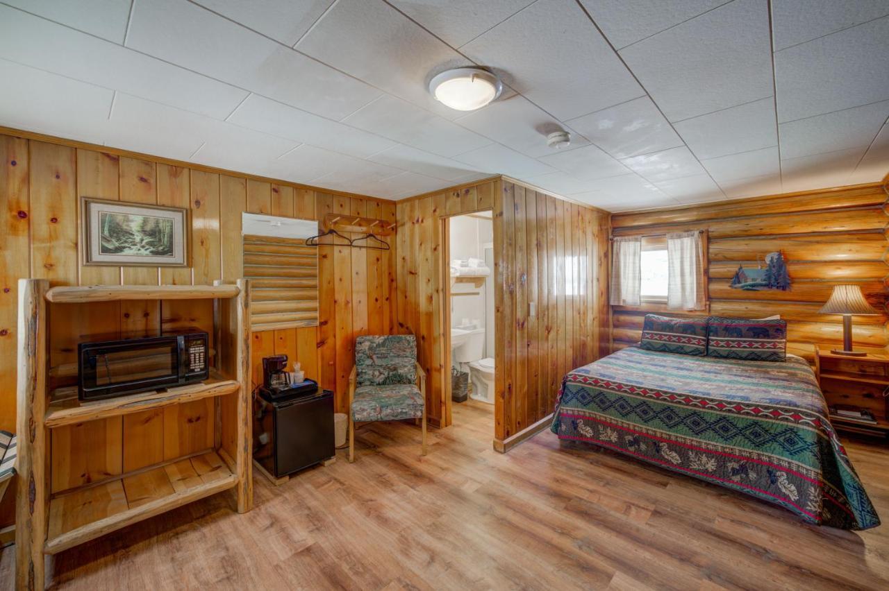 Sportsman'S Lodge Ennis 外观 照片