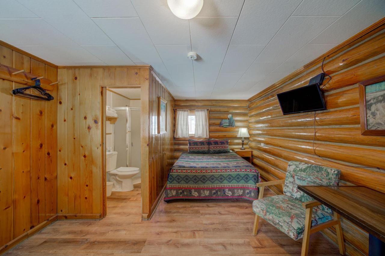 Sportsman'S Lodge Ennis 外观 照片