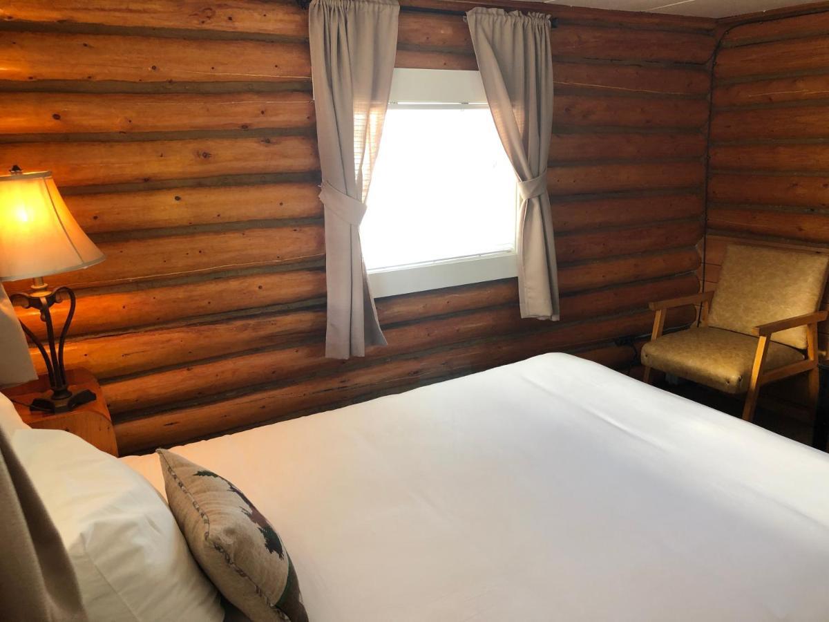 Sportsman'S Lodge Ennis 外观 照片
