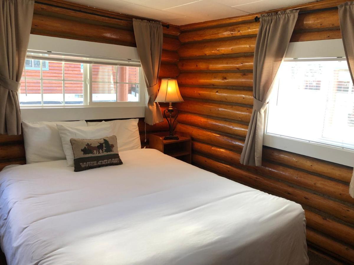 Sportsman'S Lodge Ennis 外观 照片